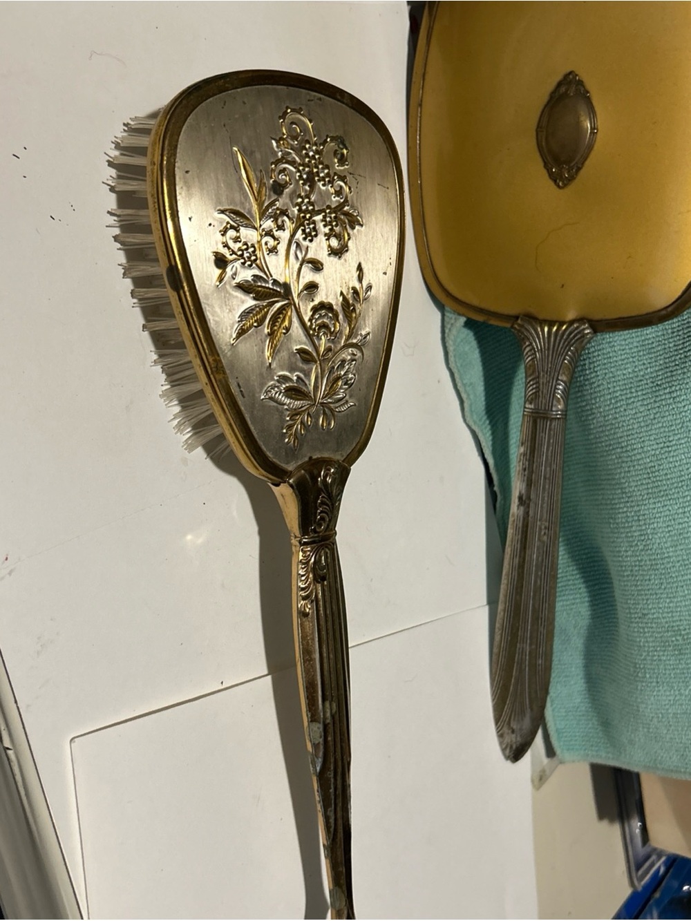 Unbranded Silver and Gold Floral Vanity Brush